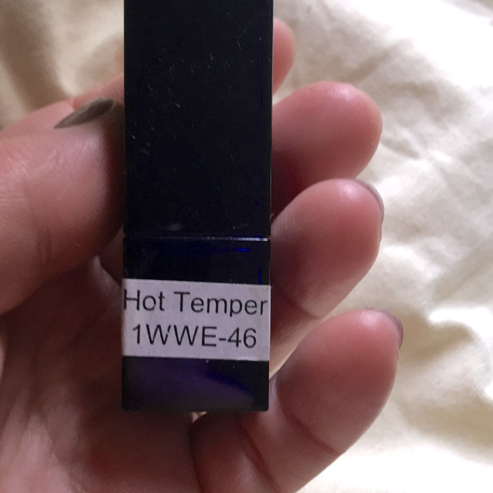 CHANEL Hot temper 1WWE- 46 lipstick full size